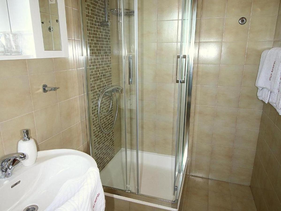 Villa Renipol Adults Only Sutivan Eksteriør bilde