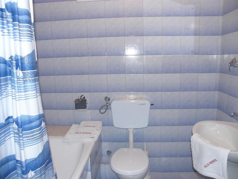 Villa Renipol Adults Only Sutivan Eksteriør bilde